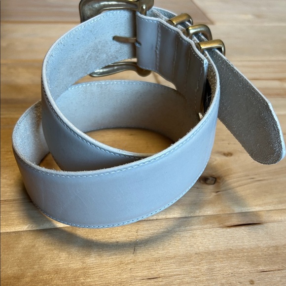 Brighton Cream Belt with Gold Buckle size Medium - Picture 4 of 6